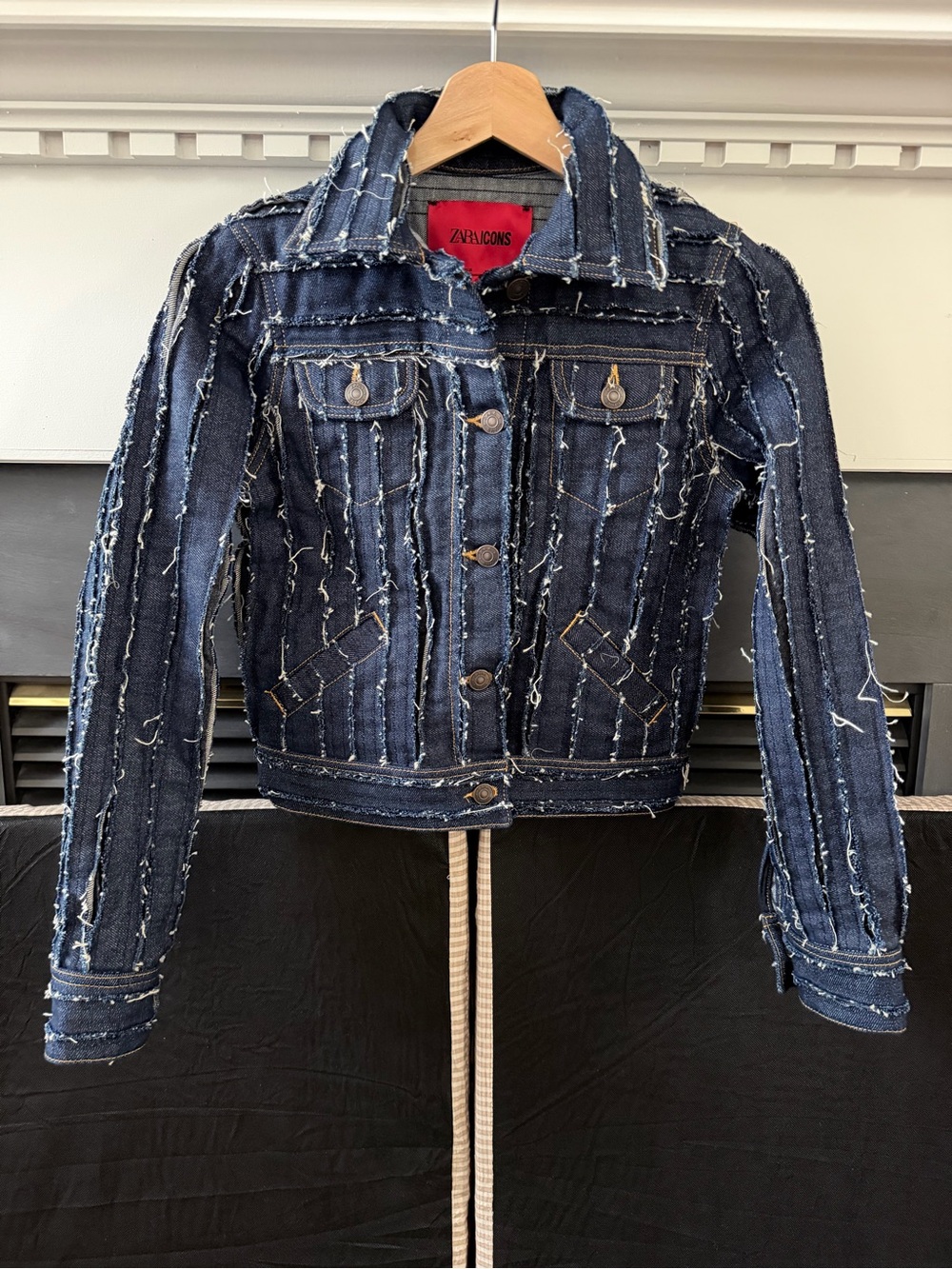 Zara Limited Edition Frayed Denim Jacket 6339/120 NWT S